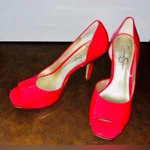 Size 9 Hot Pink/Coral Josette Jessica Simpson Patent Leather Peep-Toe Pumps!